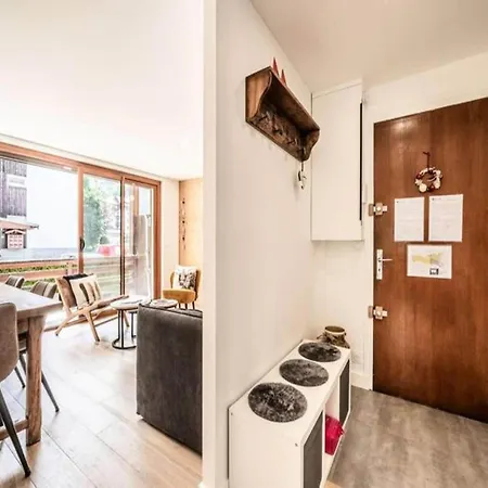 Ressachaux Apartment
