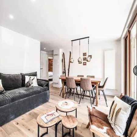 Ressachaux Apartment *